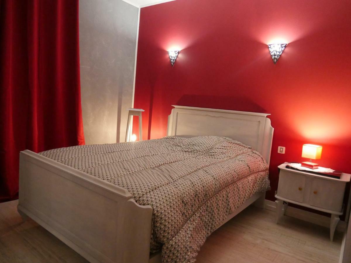 Les Rosiers D'Y Vila Nevers Exterior foto